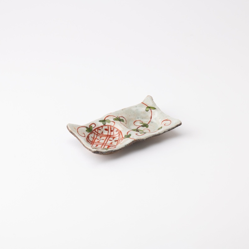 Arabesque Divided Sauce Plate