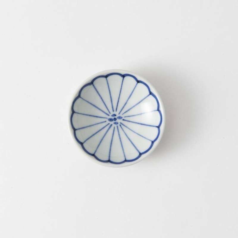 Indigo Brush Chrysanthemum Sauce Plate